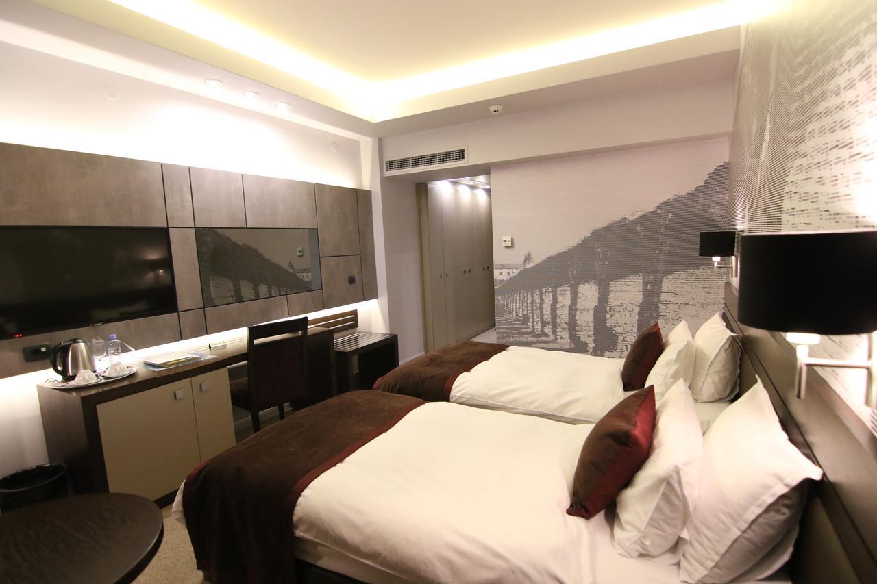 Queen'S Hotel - Zebra Centre Skopje Bilik gambar